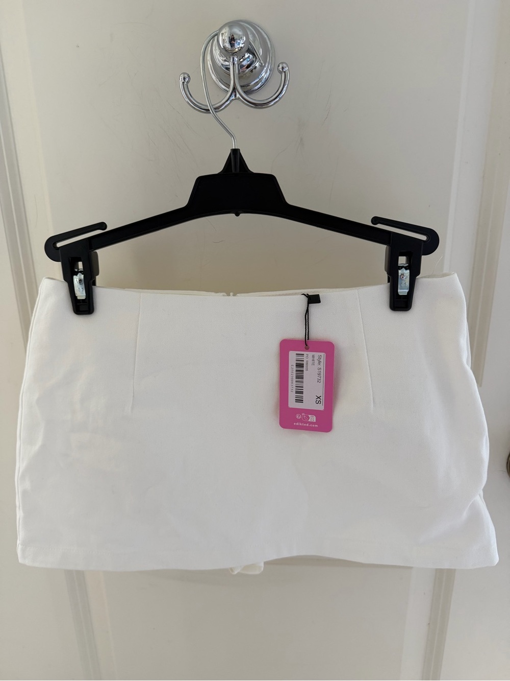 Edikted White Garment with Pink Retail Tag